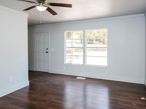 3rd image of 109 Mamie Dr