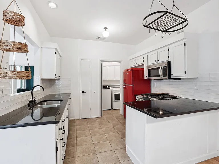 6501 Brush Country Rd #115 — Photo 1