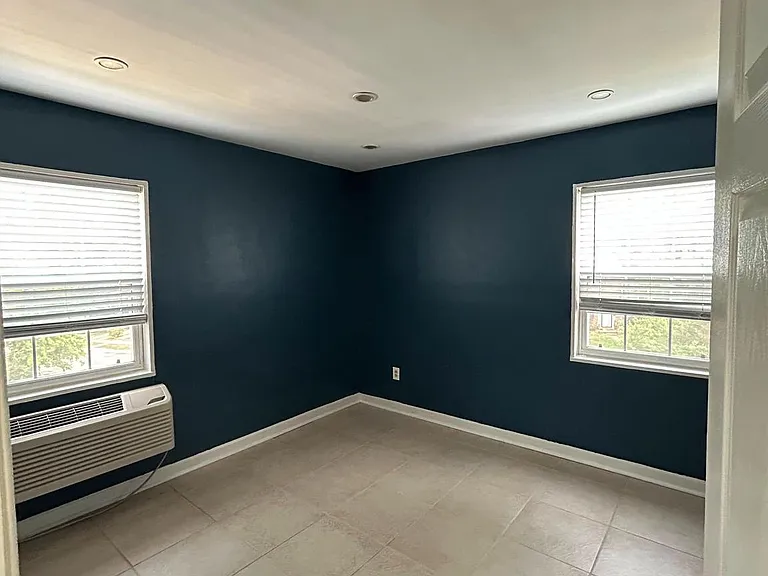 2301 Farrington Ave #3-301 — Photo 6