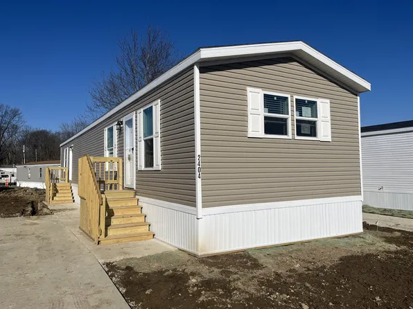 2404 W Dundee Dr #124, Findlay, OH 45840