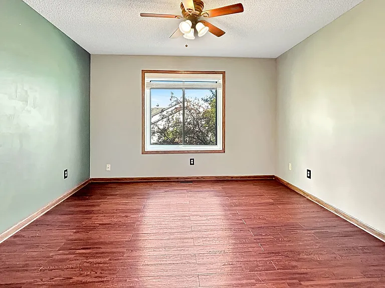 13821 Edgewood Ave — Photo 17