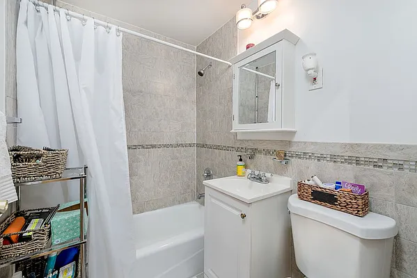 Rented by Zumper Inc | media 4