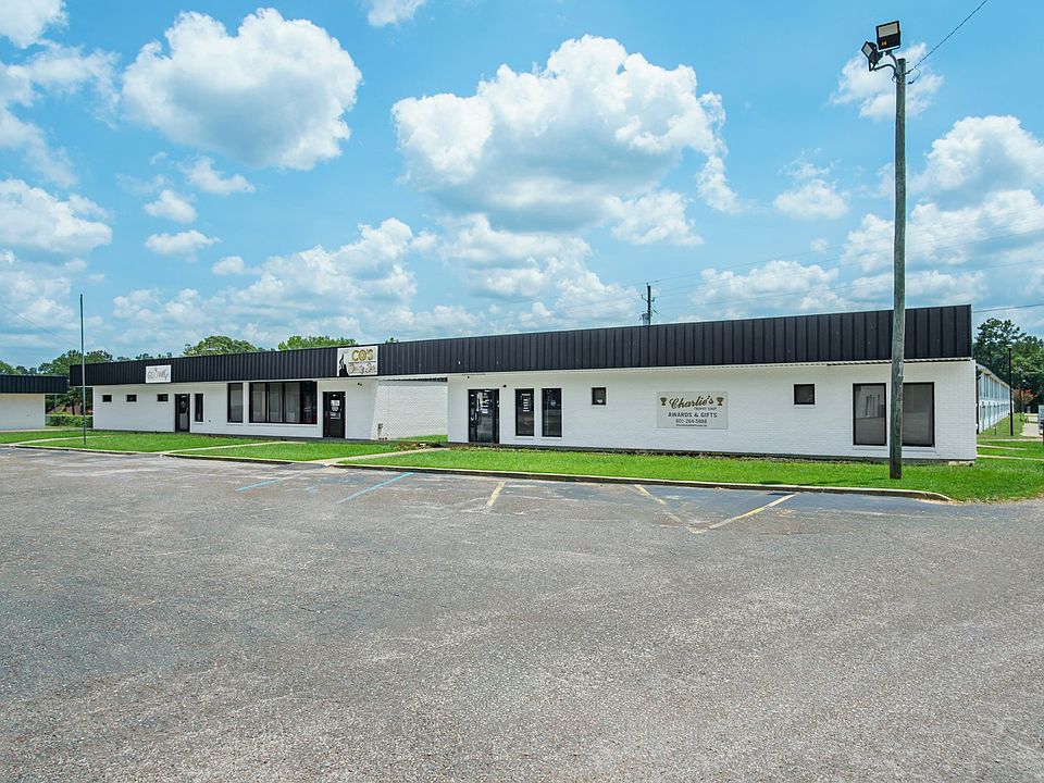 Building Photo 3