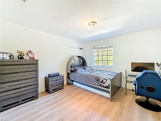 1598 Sandpiper Cir — Photo 3
