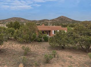 7 Caliente Pl, Santa Fe, NM 87508