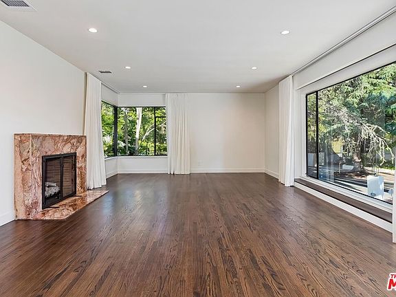 4th image of 5015 W 8th St