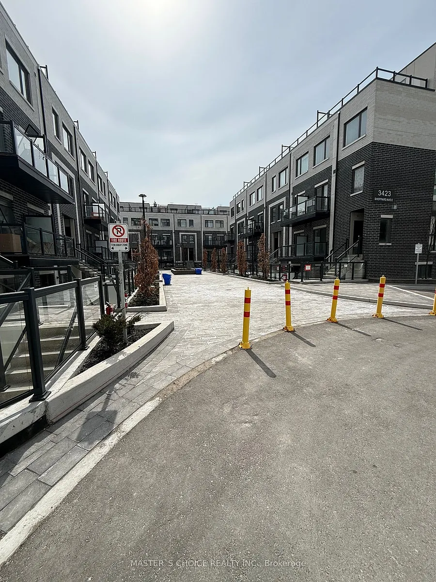 Building Photo - 3427 Sheppard Ave E #C2-202