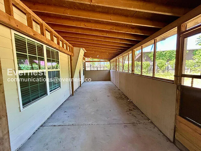 5867 Pine Rd — Photo 28