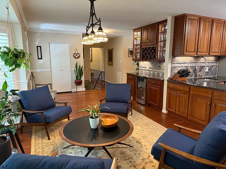 4143 Lenox Dr — Photo 4