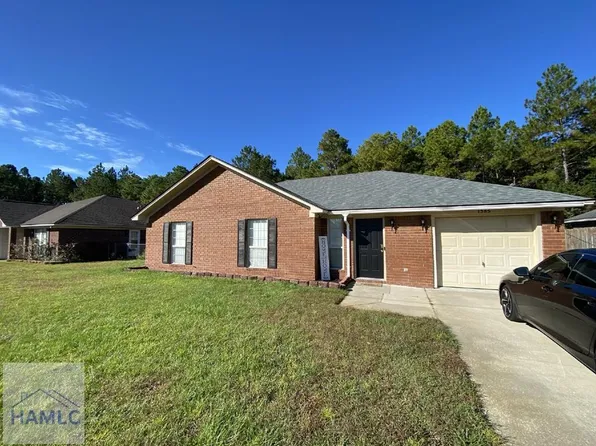 1385 Coalition Cir, Hinesville, GA 31313