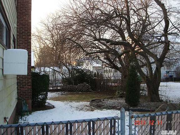 4th image of 121 Mayfair Ave