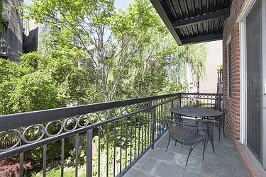 Sold by Space Marketing Shop