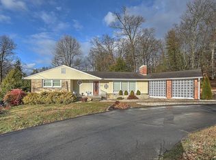 536 Dogwood Dr, Kingsport, TN 37663
