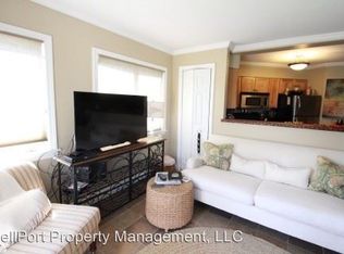 33 Back Cove Est, Portland, ME 04103