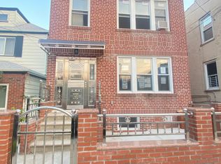 2878 Harrington Ave #1, Bronx, NY 10461