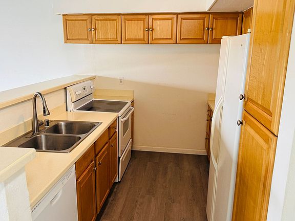 3rd image of 44-140 Mui Pl APT 7