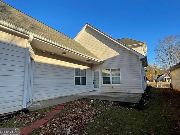 4th image of 6101 Park Close S