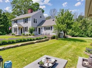 529 Rocky Hill Rd, Scituate, RI 02857