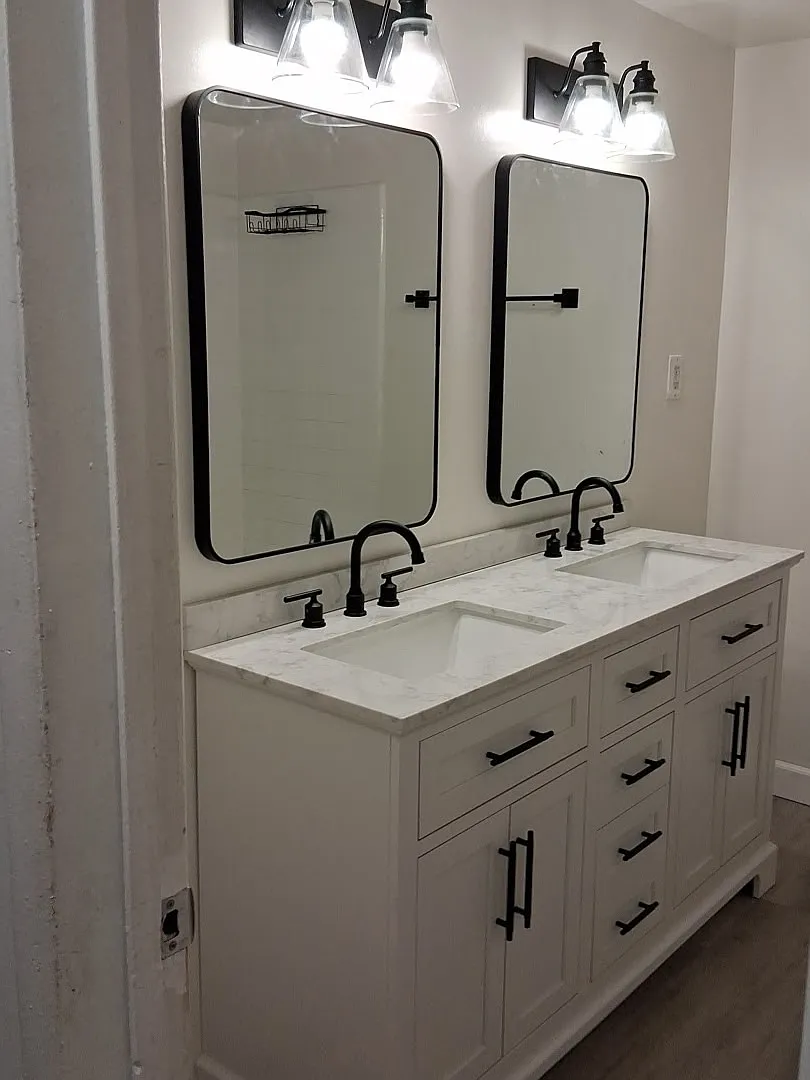 3 bed, 1000 sqft, $3,100 — Photo 4