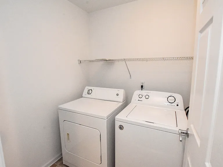 2180 Knotty Pine Trl — Photo 29