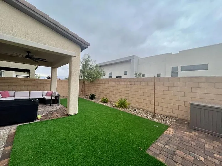 8084 Skye Dragon St — Photo 34