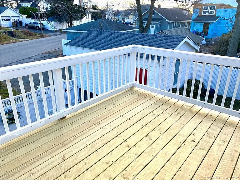 43 Mohegan Ave #2 — Photo 19
