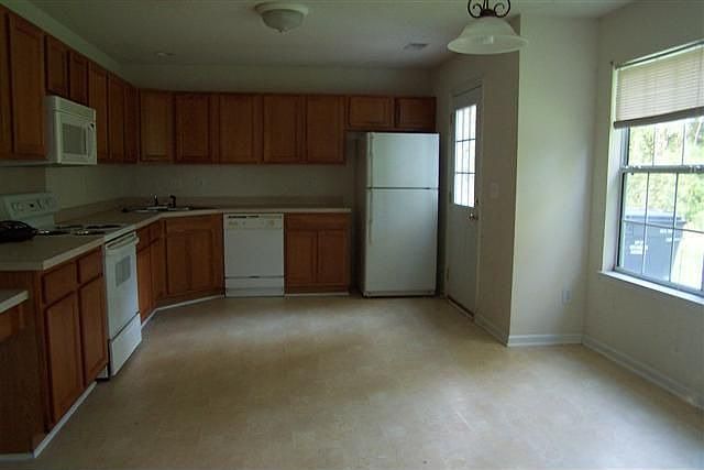 2nd image of 5304 Tidewater Dr