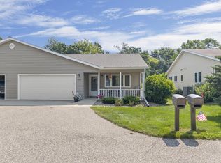 1529 15th St, Baraboo, WI 53913