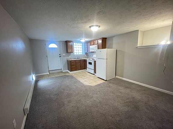 4th image of 160 Lincoln Ave #4