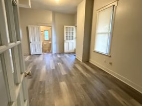 221 S Pleasant St, Independence, MO