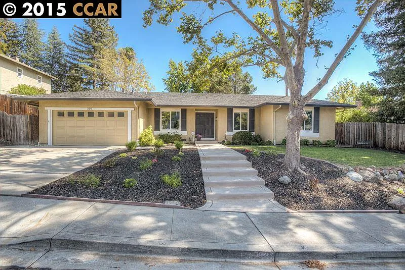 300 Alviso Way photo 1