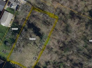 15th St, Vienna, WV 26105