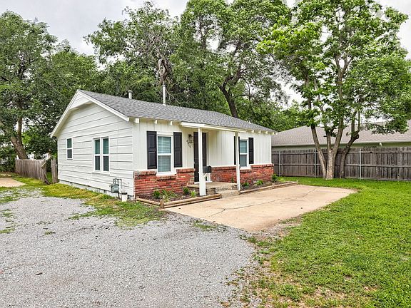 3rd image of 4913 N Willow Ave #4915