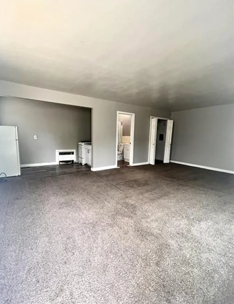 14924 Tireman Avenue - 6 — Photo 1