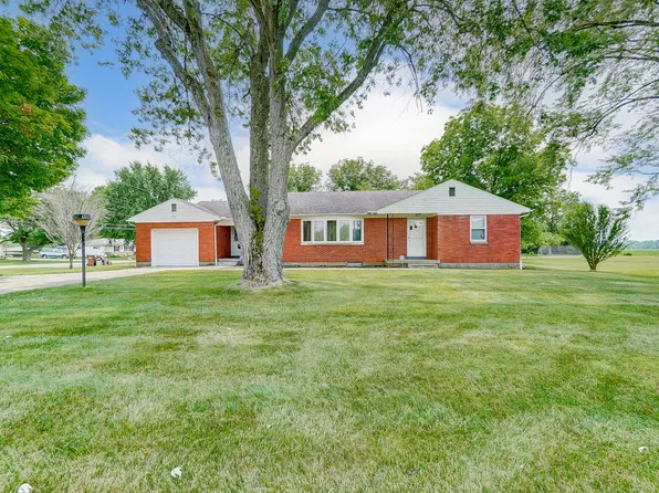 2497 Moorefield Rd, Springfield, OH 45502