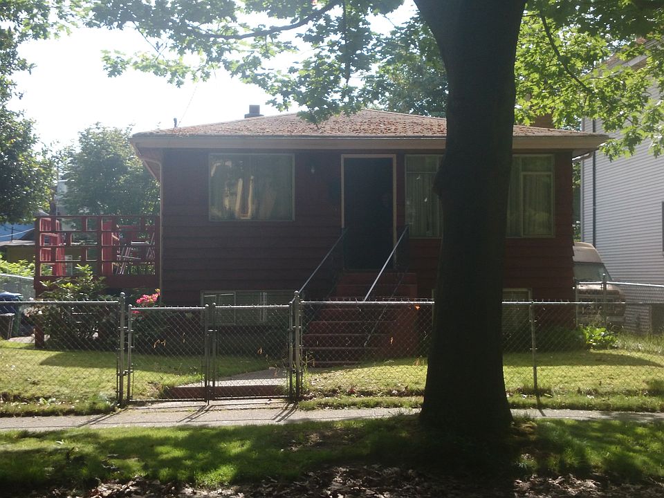 2nd image of 952 22nd Ave