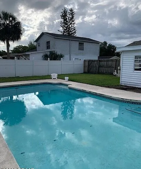 1225 Thomasina Dr — Photo 12