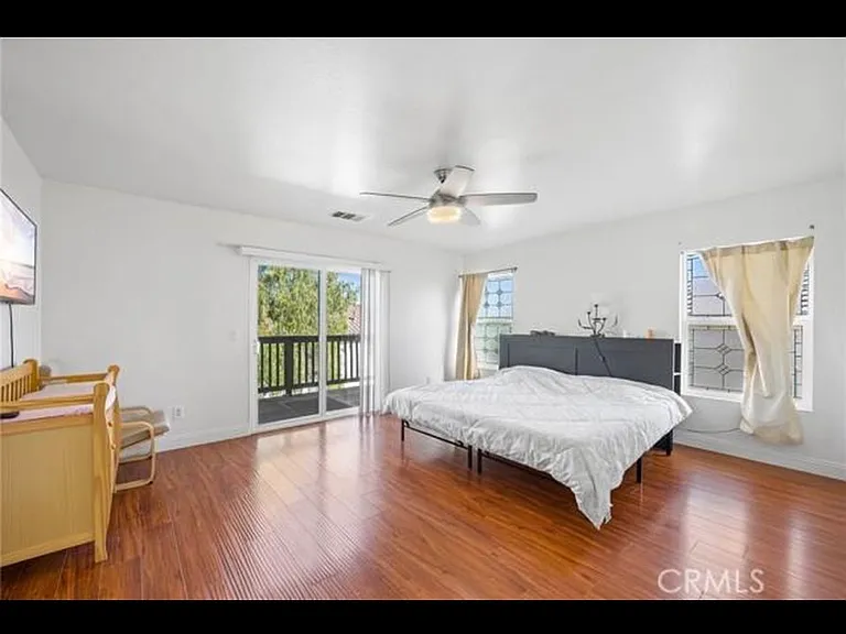 24991 Catkin St — Photo 2
