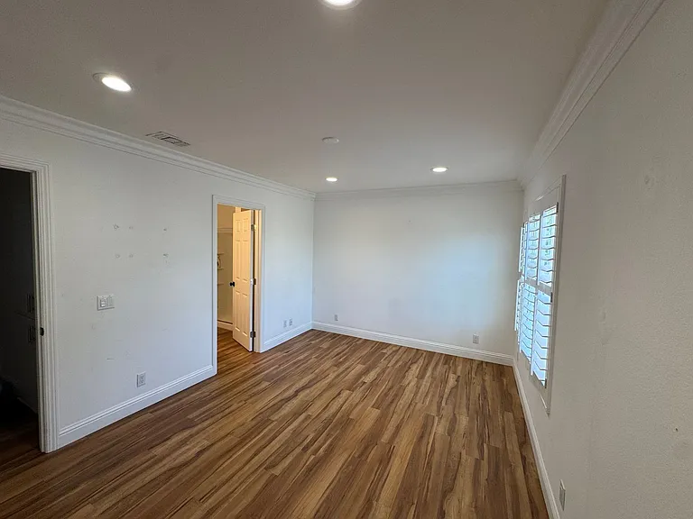 10818 Rexbon Ct — Photo 10