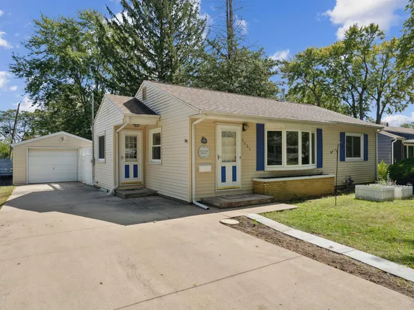 1231 Sheerer Ave, Waterloo, IA 50701