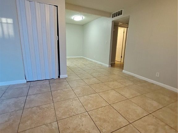 4th image of 6204 Camino De Rosa Dr #2