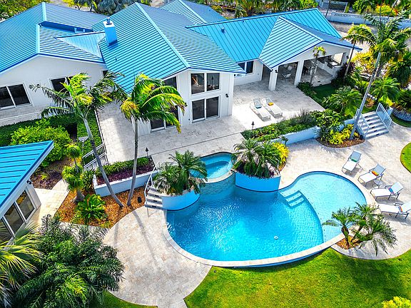 4th image of 114 Calle Ensueno