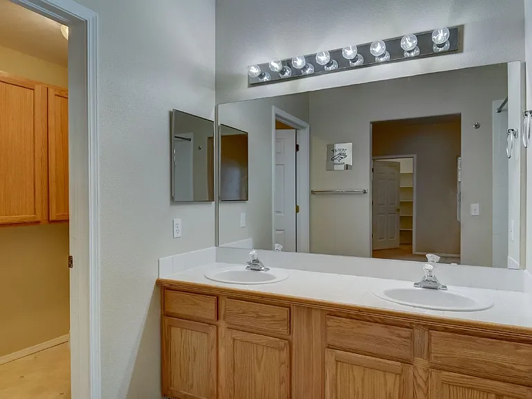 3855 Strawberry Field Grv #D — Photo 18