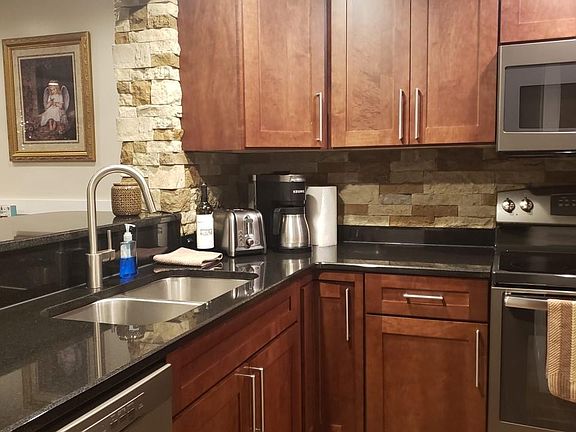 5th image of 1029 Cottonwood Ct