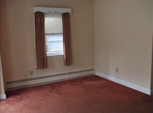2040 Elk Ave, Pottsville, PA 17901