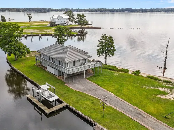 938 E Bayside Drive, Chocowinity, NC 27817