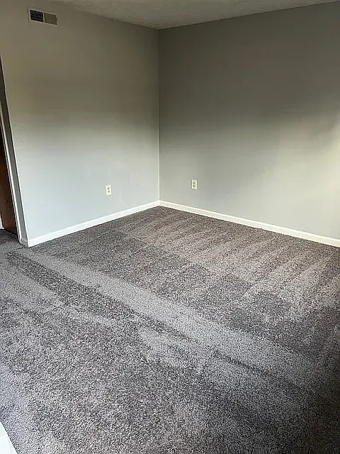 2 bed, 1.5 bath, $1,595 — Photo 2