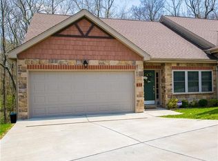 410 Sugar Maple Cir, Washington, PA 15301