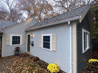 206 Mill St APT R, Randolph, MA 02368