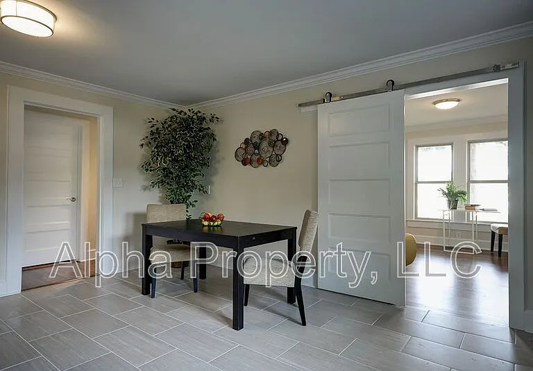 1813 Old Easley Bridge Rd — Photo 14